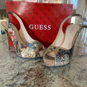 Guess 7M orange multi fabric cork heel pump
